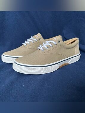 NIB Sperry Halyard CVO Khaki